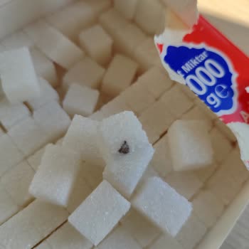 BİM Marketten Satın Alınan Beyaz Küp Şeker Ürününde Sorun