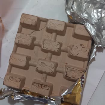 Ülker Bol Sütlü Çikolata Bozulmuş