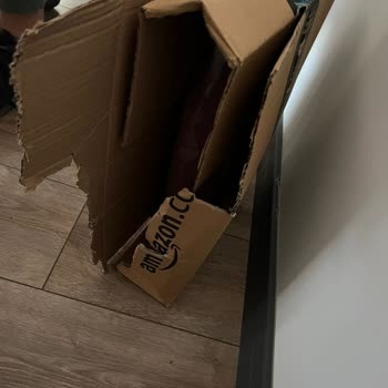 Amazondan Kargo Paramparça Geliyor