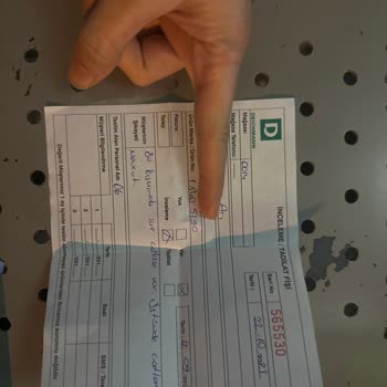 Deichmann Nike Ayakkabı Çatlak Ve İçeri Göçme