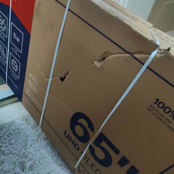 Teknosa Hasarlı Teşhir Ürünü Satıp Mağdur Ediyor