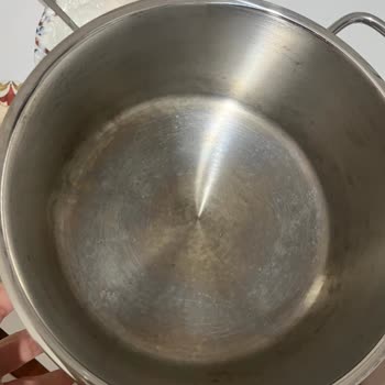 Korkmaz Çelik Tencere Setim Paslandı