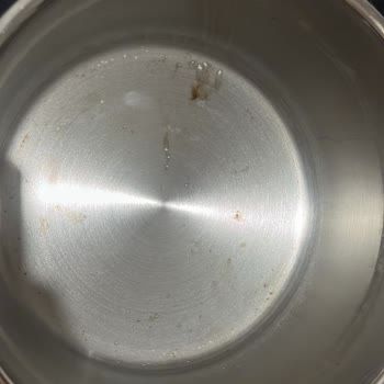 Korkmaz Çelik Tencere Setim Paslandı