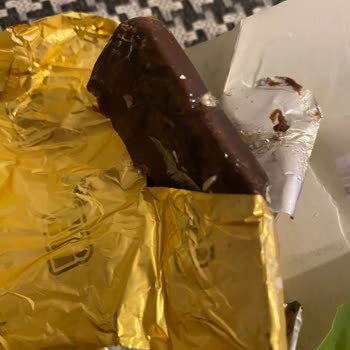 Eti Gıda Eti Antep Fıstıklı Çikolata Küfü