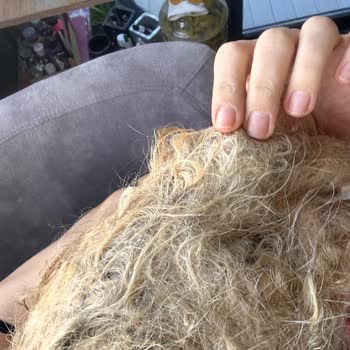 Sami Köse Afrika Örgüsü Salon Afro Örgü Faciası