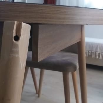 Evkur Alışveriş Arızalı Yemek Masası