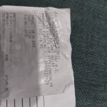 FLO Ayakkabı Yırtık Ayakkabı Hakkında
