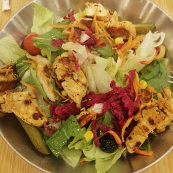 Kent Meydanı Green Salads Eksik Gramaj