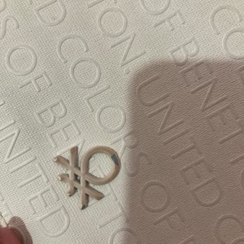 Benetton Çanta Zinciri Kararması Yazıların Kavlaması