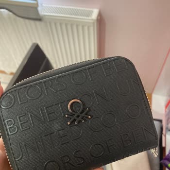 Benetton Çanta Zinciri Kararması Yazıların Kavlaması