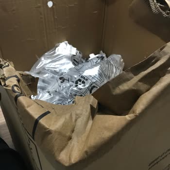 Beko Makine Çamur İçerisinde Geldi, Servis 15 Gün Geç Geldi