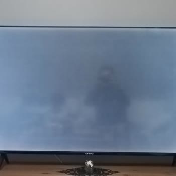 Onvo Işık Sızması Ve Ölü Pixel