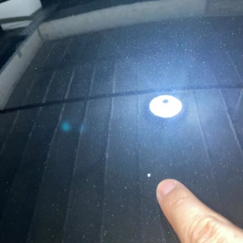 Opel Corsa Siyah Tavan Boya Atması