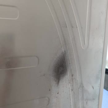 Arçelik 574561 EB Buzdolabı Dışına Terletme Yapıyor