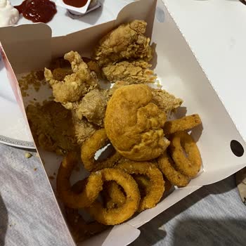 Popeyes Bayat Çok Bayat Yemek Gönderdi