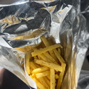 Cheetos Cipsin İçinden Böcekler Fışkırdı