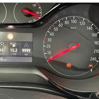 Axa Sigorta Hasar Dosyamda Çamurluk, Kapı Ve Cam Değişimi Yapıldı