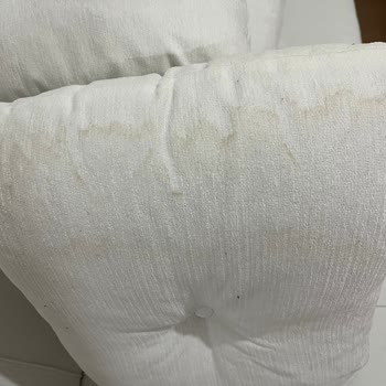 Ümraniye Uğurlu Mobilya Koltukları Çok Kötü