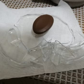 Thermoad Cam Kapak Parçalanması