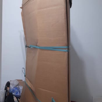 Beko Personeli Ürün Ambalajlarını Yangın Merdivenine Bırakmış!