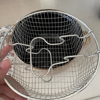 Madame Coco Kızartma Tenceresinin Teli Paslandı!