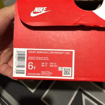 Nike Ayakkabı 1 Haftada Açıldı