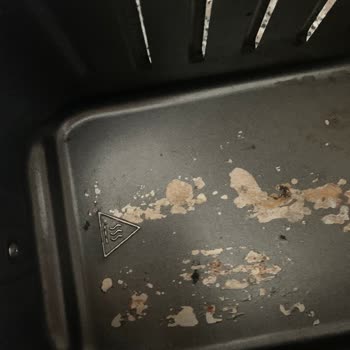 Yui Marka Airfryer Küflendi