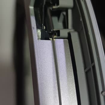 Ankara Servis Merkezi Kapaktaki Tırnağı Değişmiyor Tel İle Bağlıyor