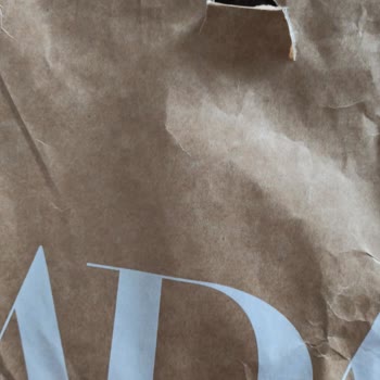 Zara Ürün Paketlemesinin Özensiz Olması Ve Defolu Ürün