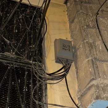 Türk Telekom Personelin İnternet Kablosunu Koparma