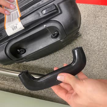 SunExpress Hava Yolları Havaalanı Hasarlı Bagaj Teslimi