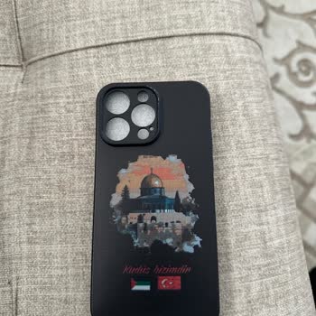 İslam_evii (Instagram) Kalitesiz Telefon Kılıfı Gönderdi ve Saygısızlar