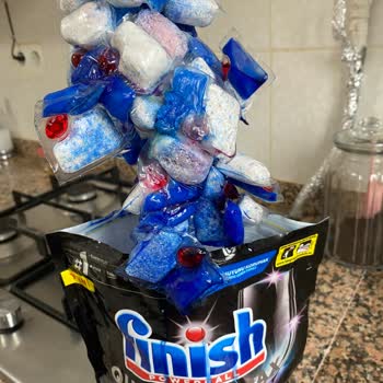 Finish Quantum Max Tabletler Birbirine Yapışmış