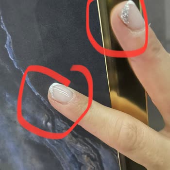 Nuray Aktaş Beauty Kalıcı Ojenin Çıkması.