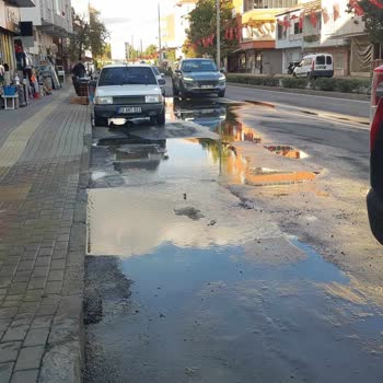 TESKİ Su Kaçağı Devam Ediyor