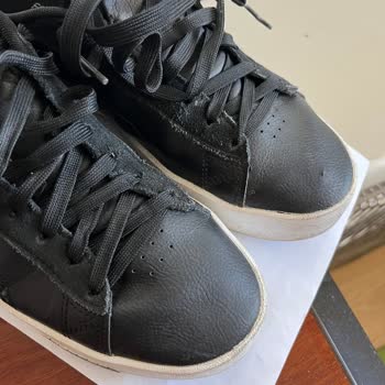 Puma Marka Ayakkabıda Kalitesiz Malzeme Kullanılması