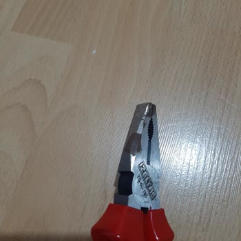 İzeltaş Pense Seti Paslanma Sorunu