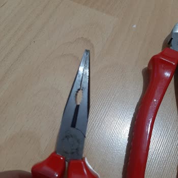 İzeltaş Pense Seti Paslanma Sorunu