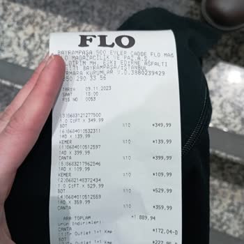 FLO Ayakkabı FLO Kasada Etiket Fiyatının Üzerinde Ürün Satışı Yapıyor