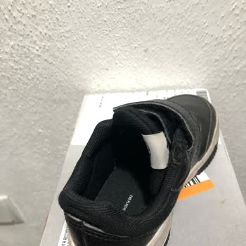 Adidas Ayakkabı Bilek Kısmında Yırtılma