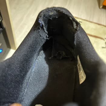 Koray Spor Adidas Garanti Kapsamına Almıyor.