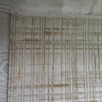 Esinti Halı Yıkama (Sakarya) Sakarya Tuğra Halı (esinti) Yıkama Lekeli Gönderiyor