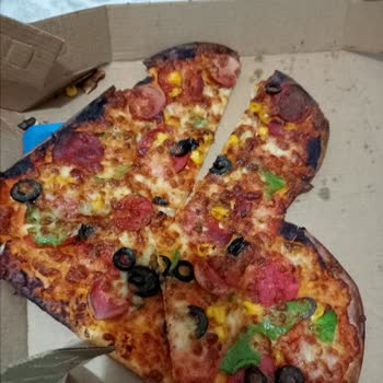 Domino's Pizza Yanlış ve Geç Ürün Ve Yardım Alamama
