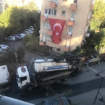 Şişli Belediyesi 10 Kasım Da Atamıza Saygısızlık Yapan Belediye Çalışanları