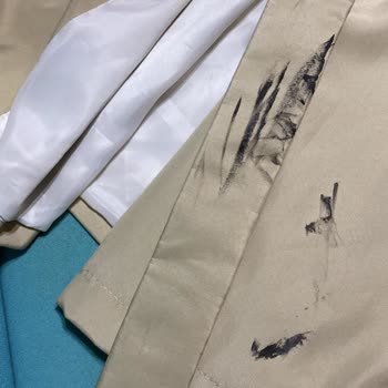 Gaus Damaged And Dirty Trençkot Lekesi!