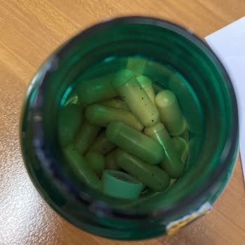 İstinyePark Böceklenmiş Kapsül Vitamin