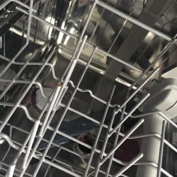 Arçelik Bulaşık Makinesi Raf Ve Gövde Pas Problemi