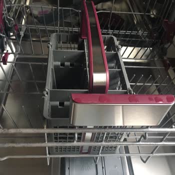 Arçelik Bulaşık Makinesi Raf Ve Gövde Pas Problemi