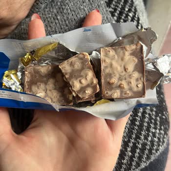 Ülker Yine Bayat Çıktı