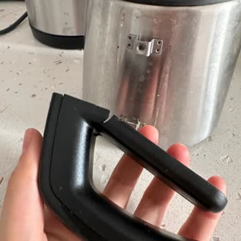 Tutma Yeri Kopan Tefal XL Çaydanlık